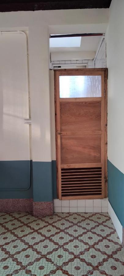 טאינאן Neat Hostel מראה חיצוני תמונה