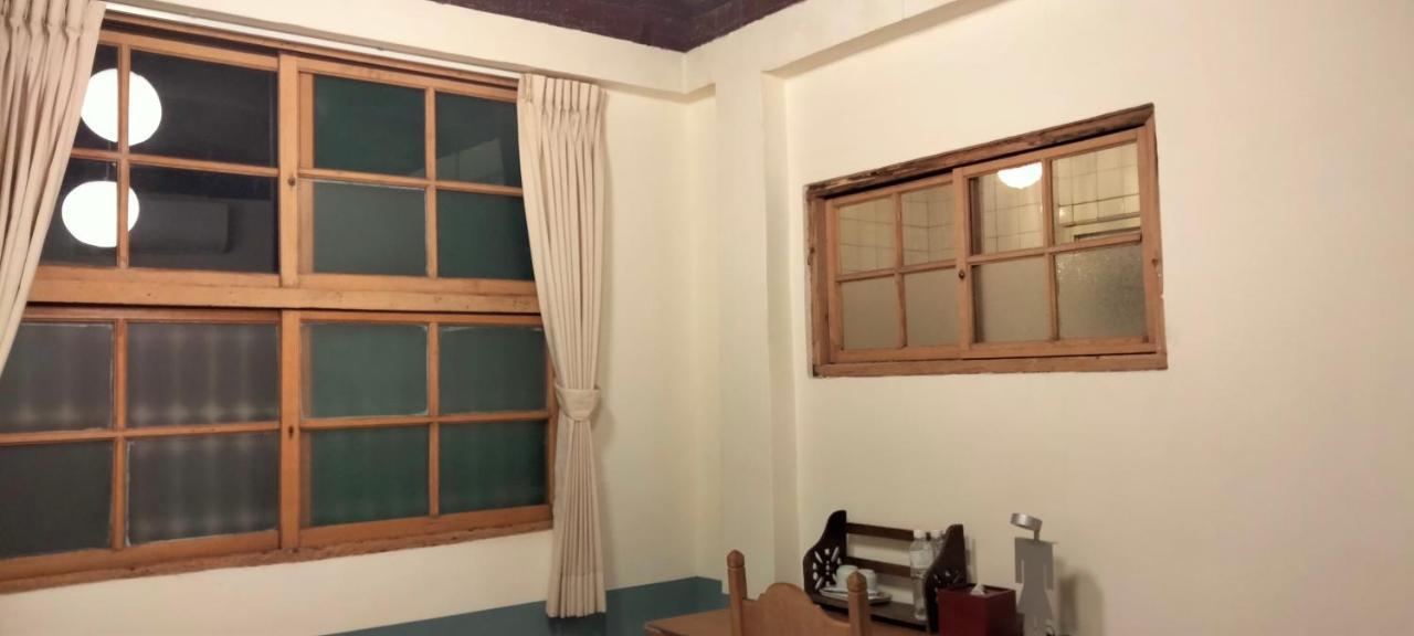 טאינאן Neat Hostel מראה חיצוני תמונה