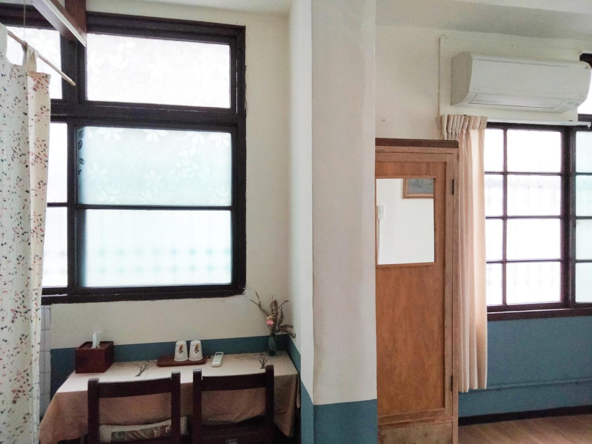 טאינאן Neat Hostel מראה חיצוני תמונה