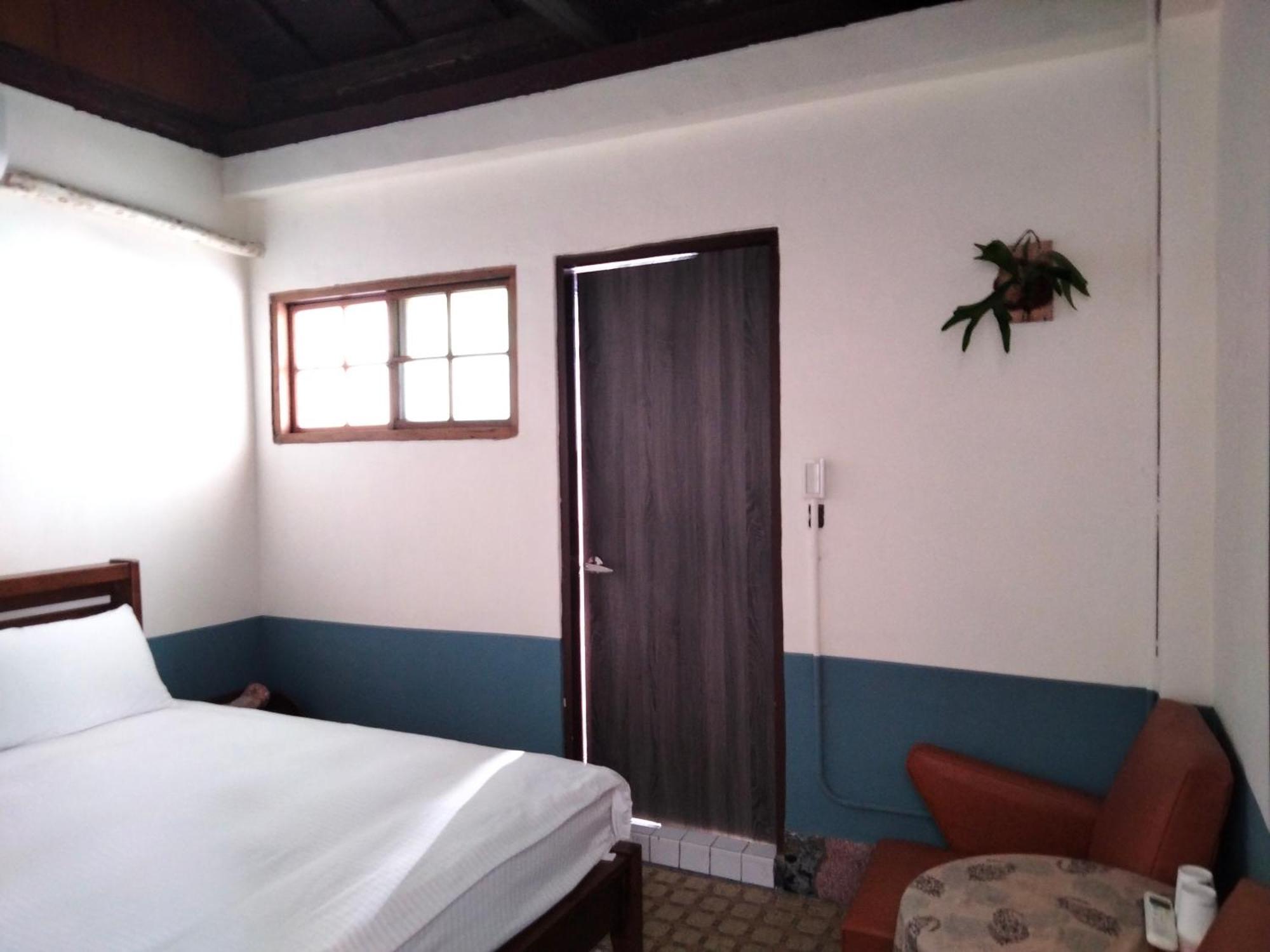 טאינאן Neat Hostel מראה חיצוני תמונה