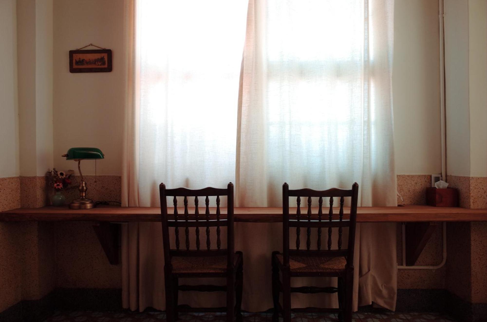 טאינאן Neat Hostel חדר תמונה