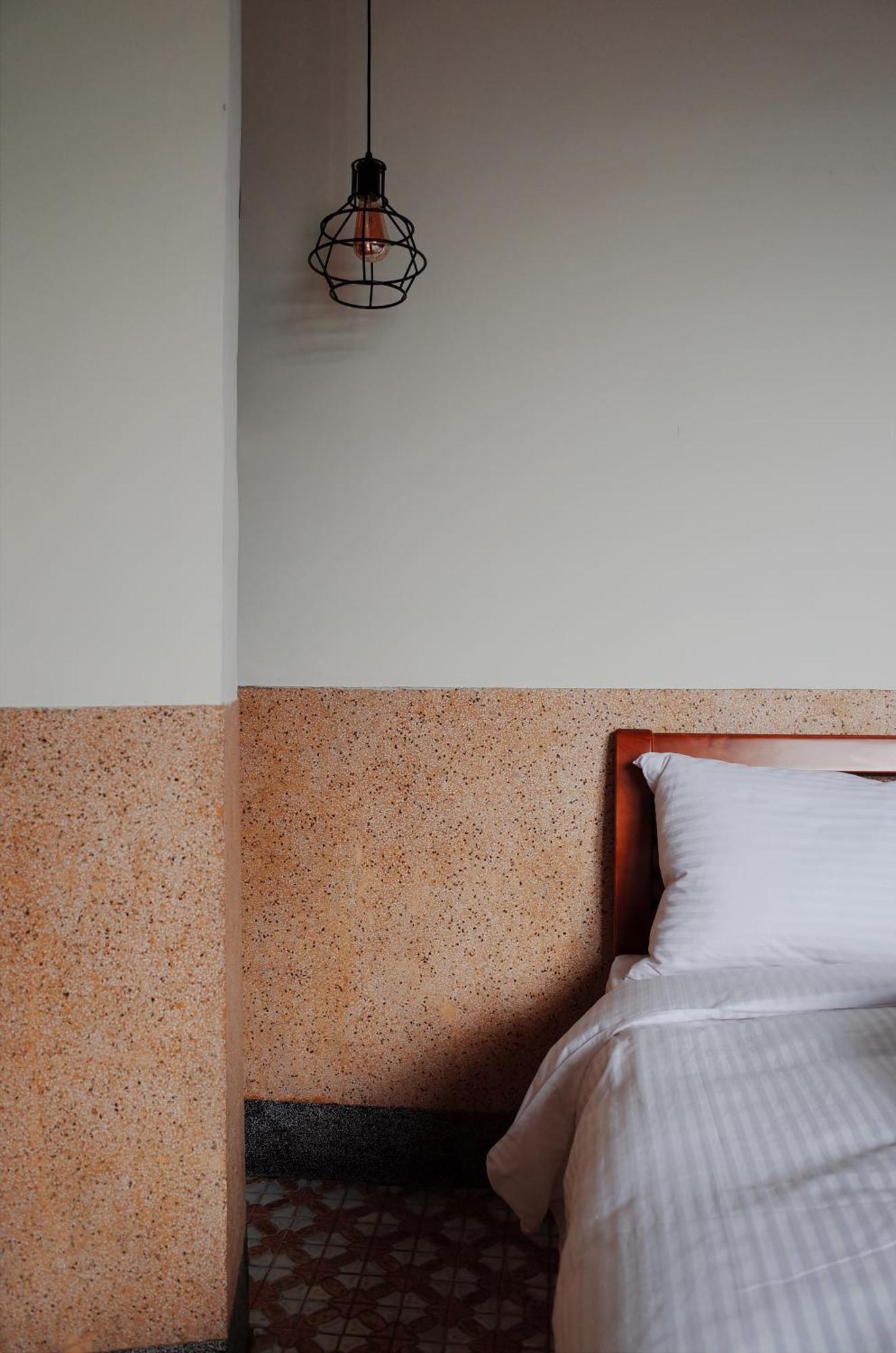 טאינאן Neat Hostel חדר תמונה