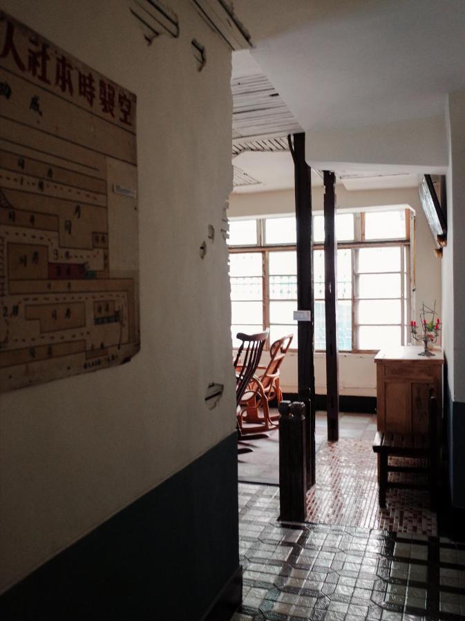 טאינאן Neat Hostel מראה חיצוני תמונה