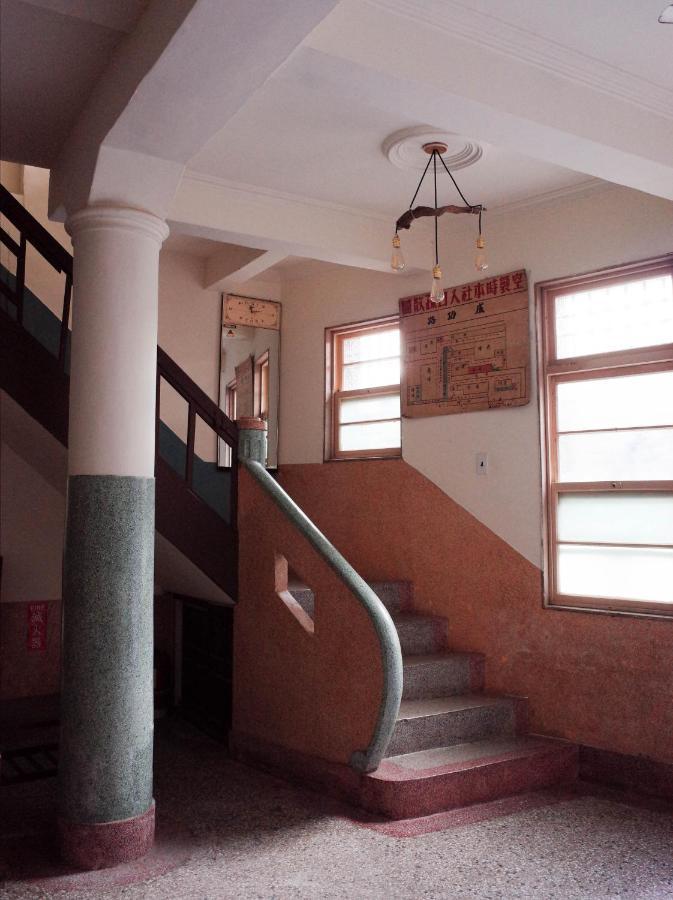 טאינאן Neat Hostel מראה חיצוני תמונה