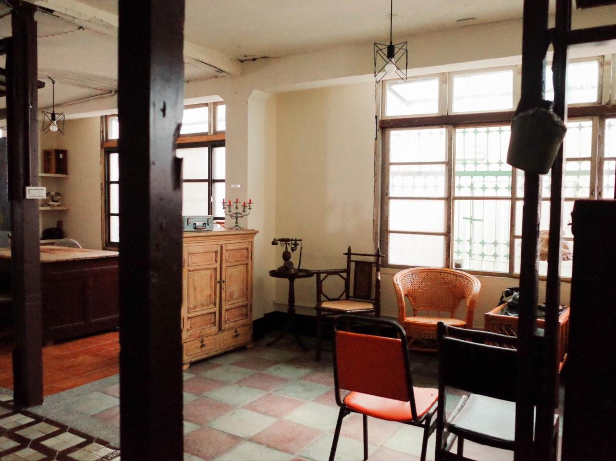 טאינאן Neat Hostel מראה חיצוני תמונה